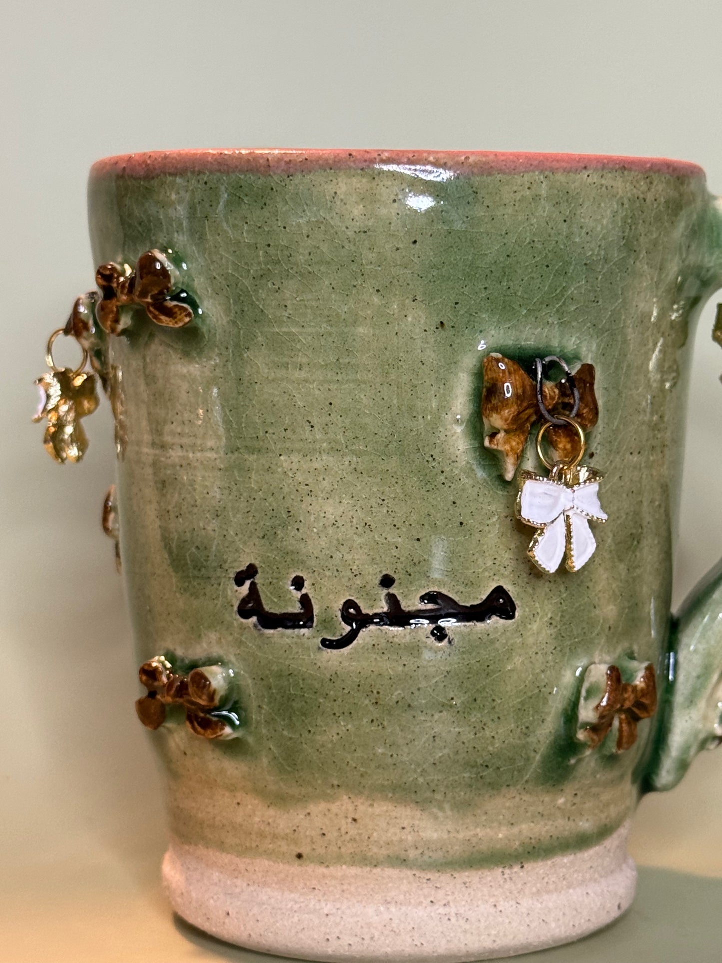 Majnoona Mug - v2