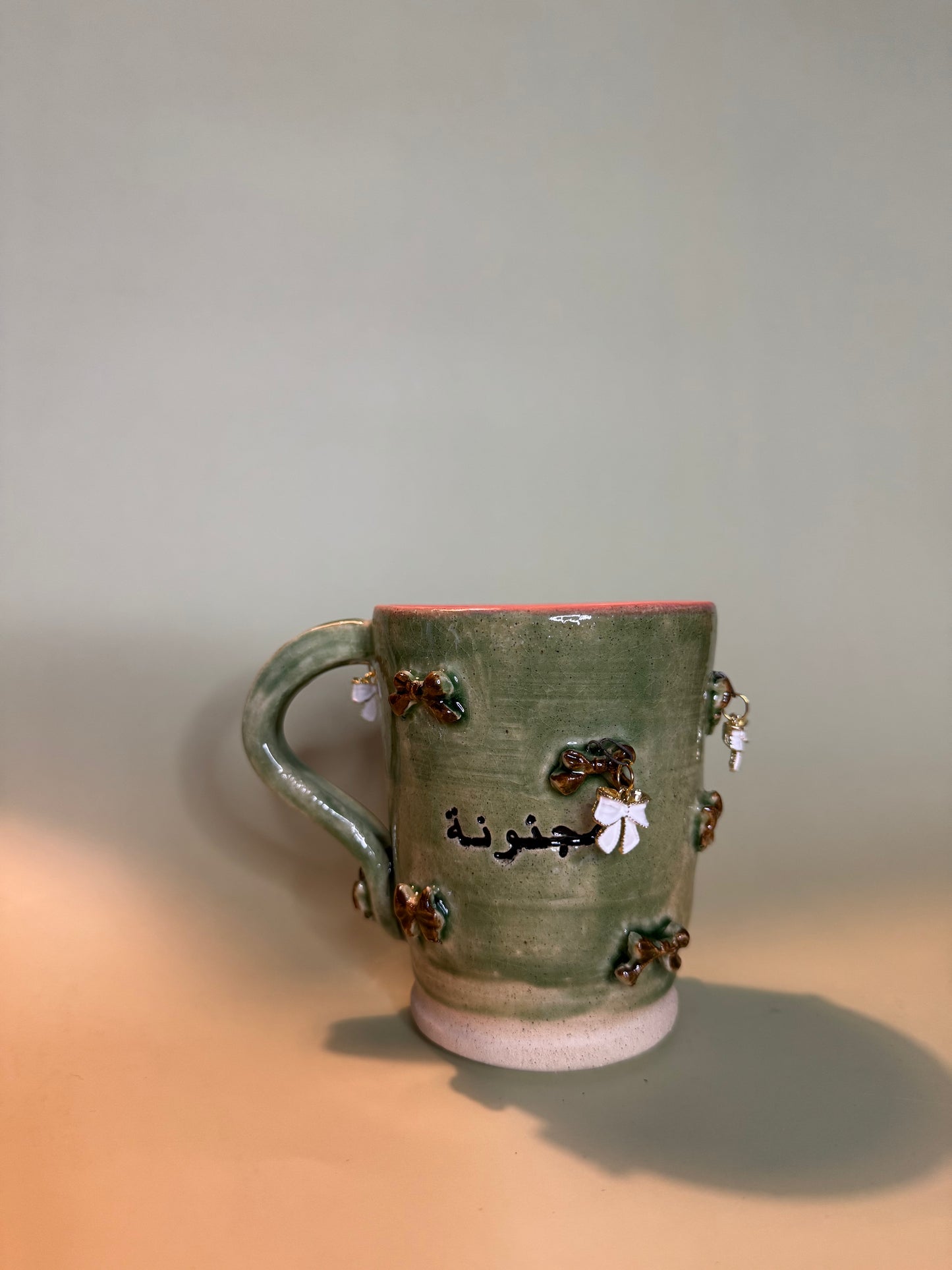 Majnoona Mug - v2