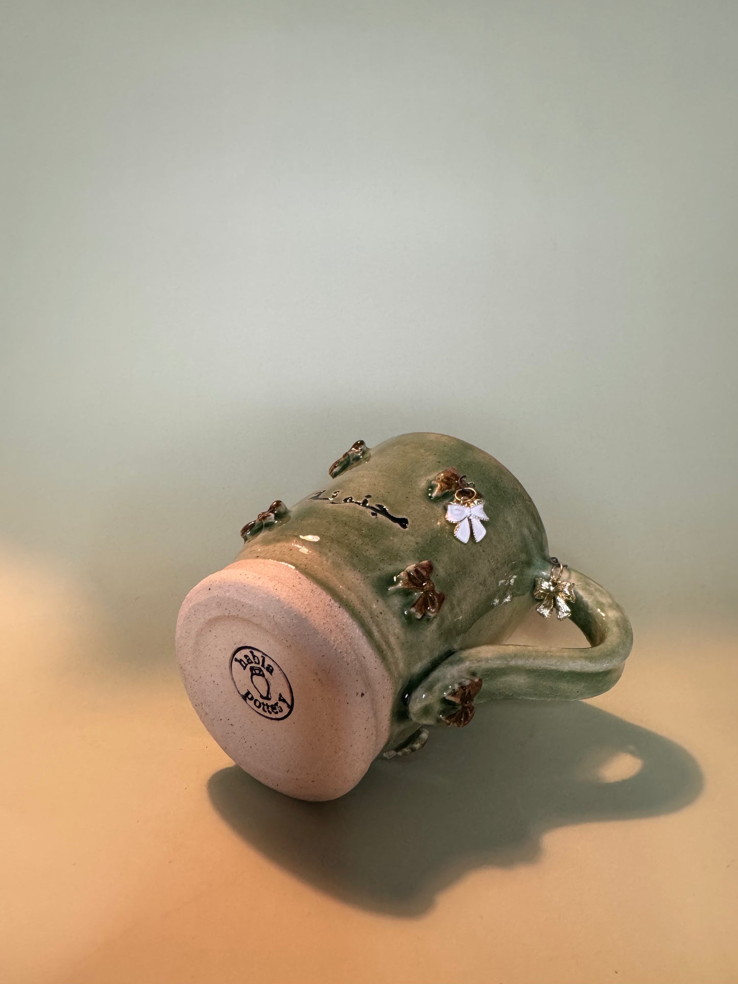 Majnoona Mug - v2