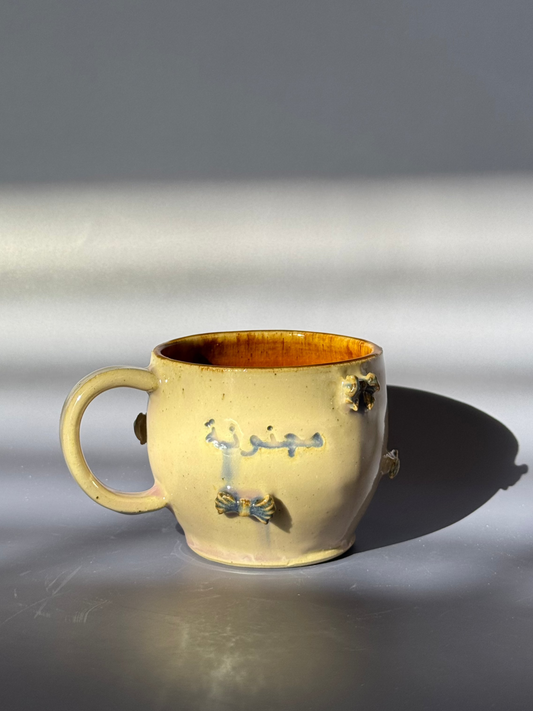 Majnoona Mug