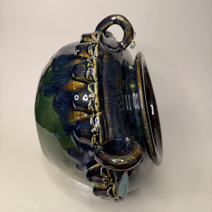 Jaded vase