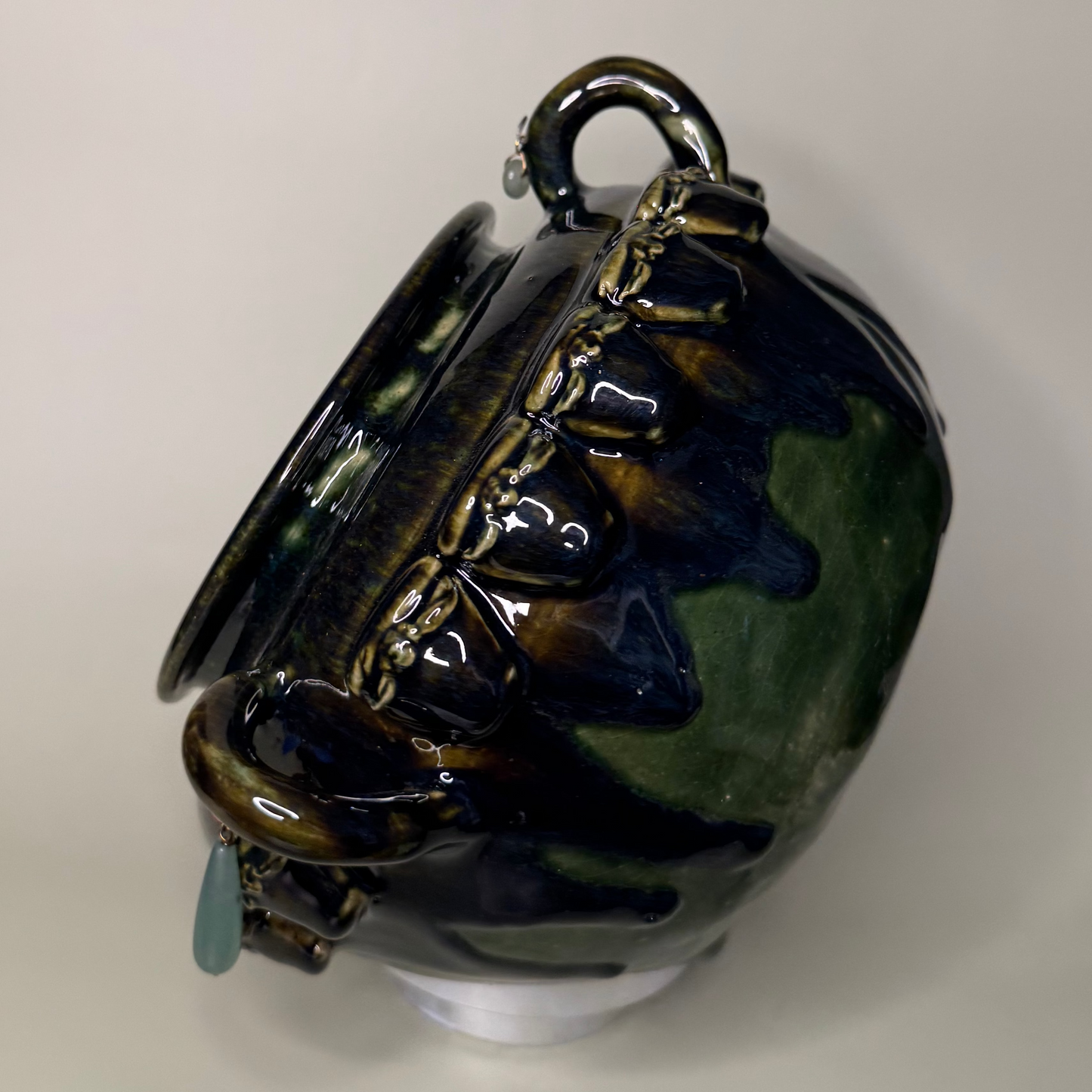 Jaded vase