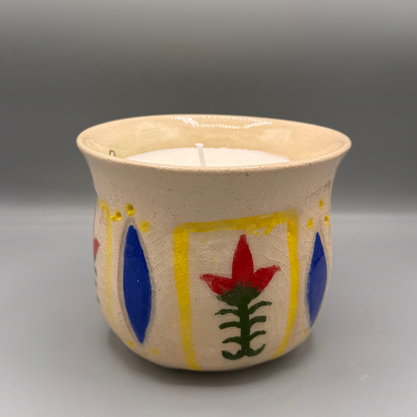 Kubaya candle cup