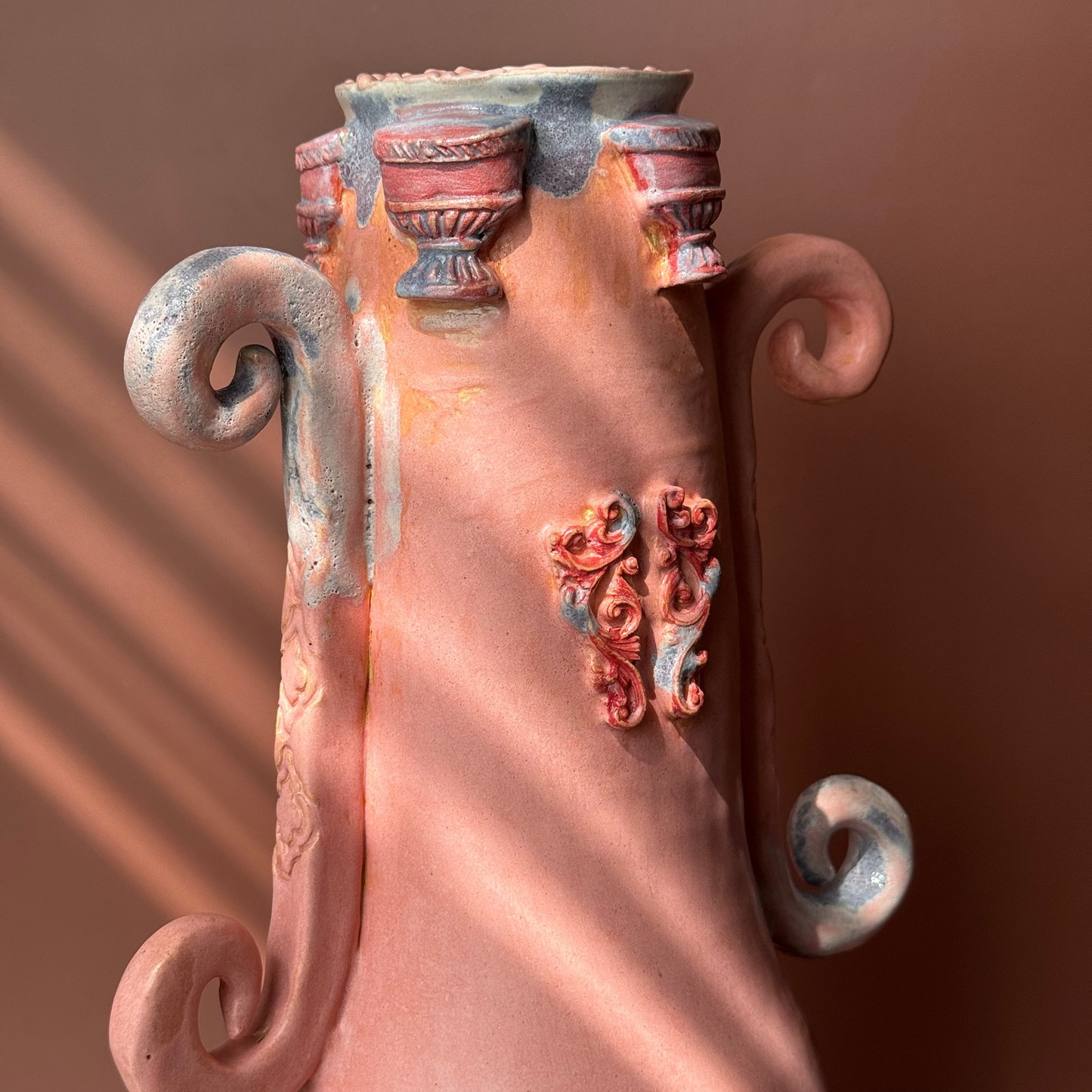 Ottomon vase