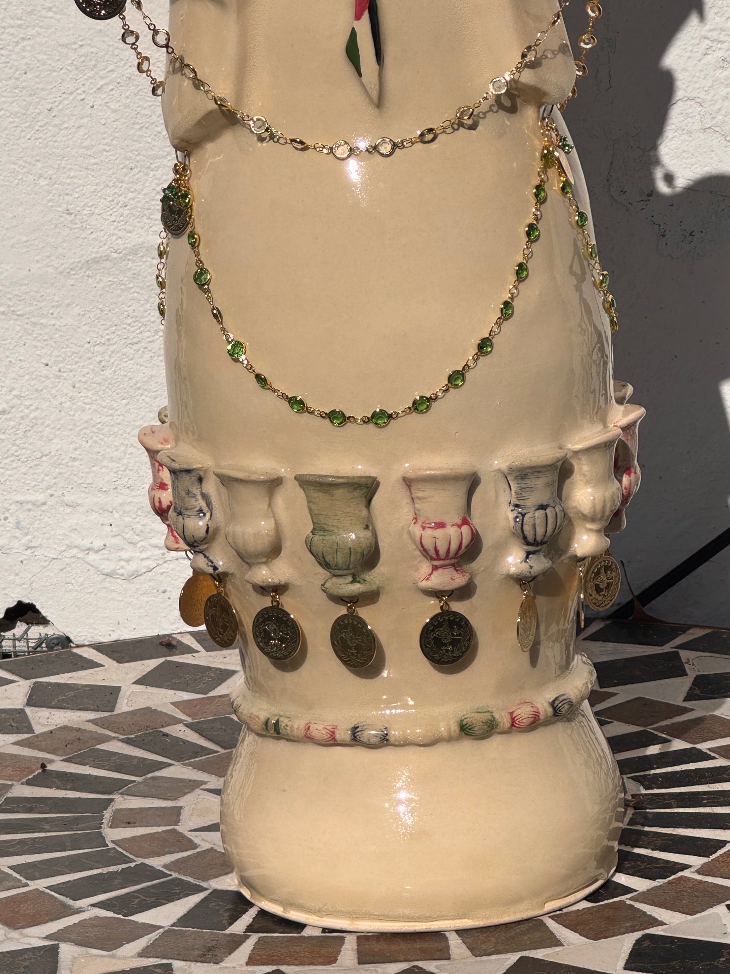 Hennat Al Aroos Vase